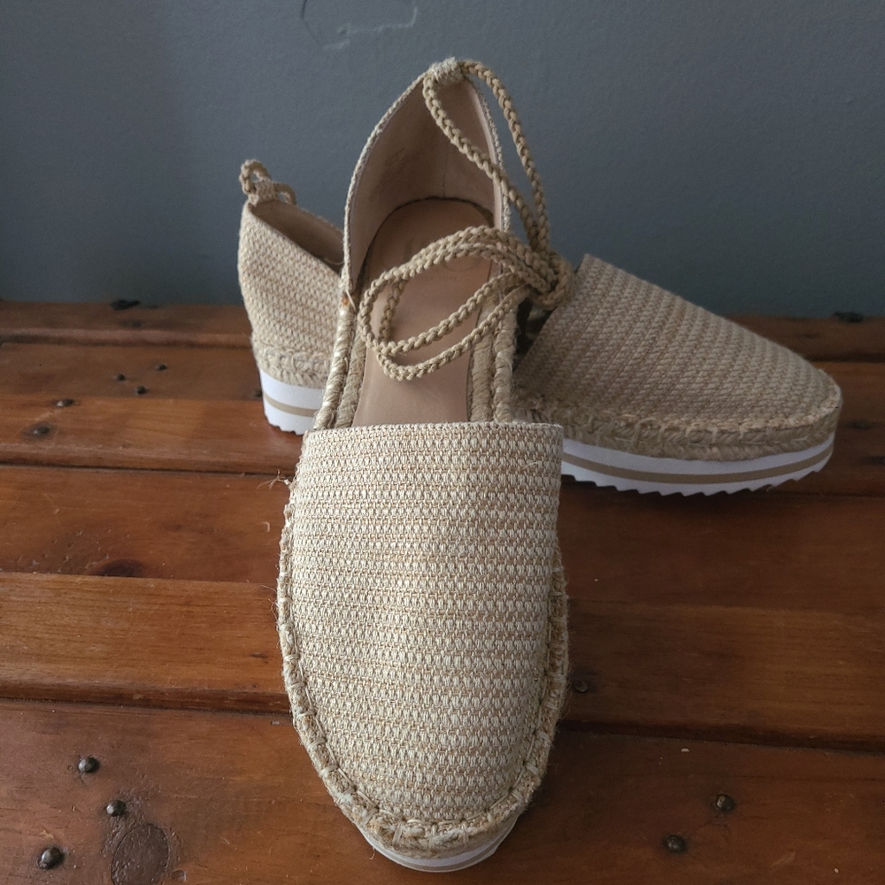 Jennifer Lopez Laren Gold Tan Espadrille Ankle Tie Sandals Size 40 (9M)